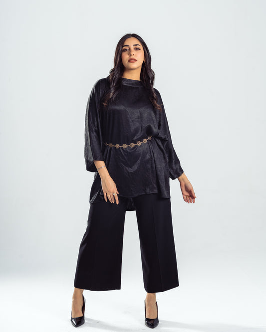 Noir blouse